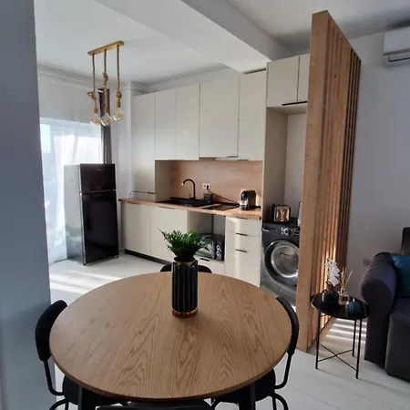 Brisamar アパート ママイア